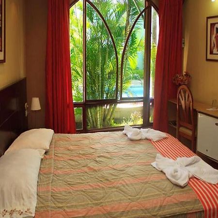 Hotel & Suites La Posada De Lobo Iquitos Habitación foto